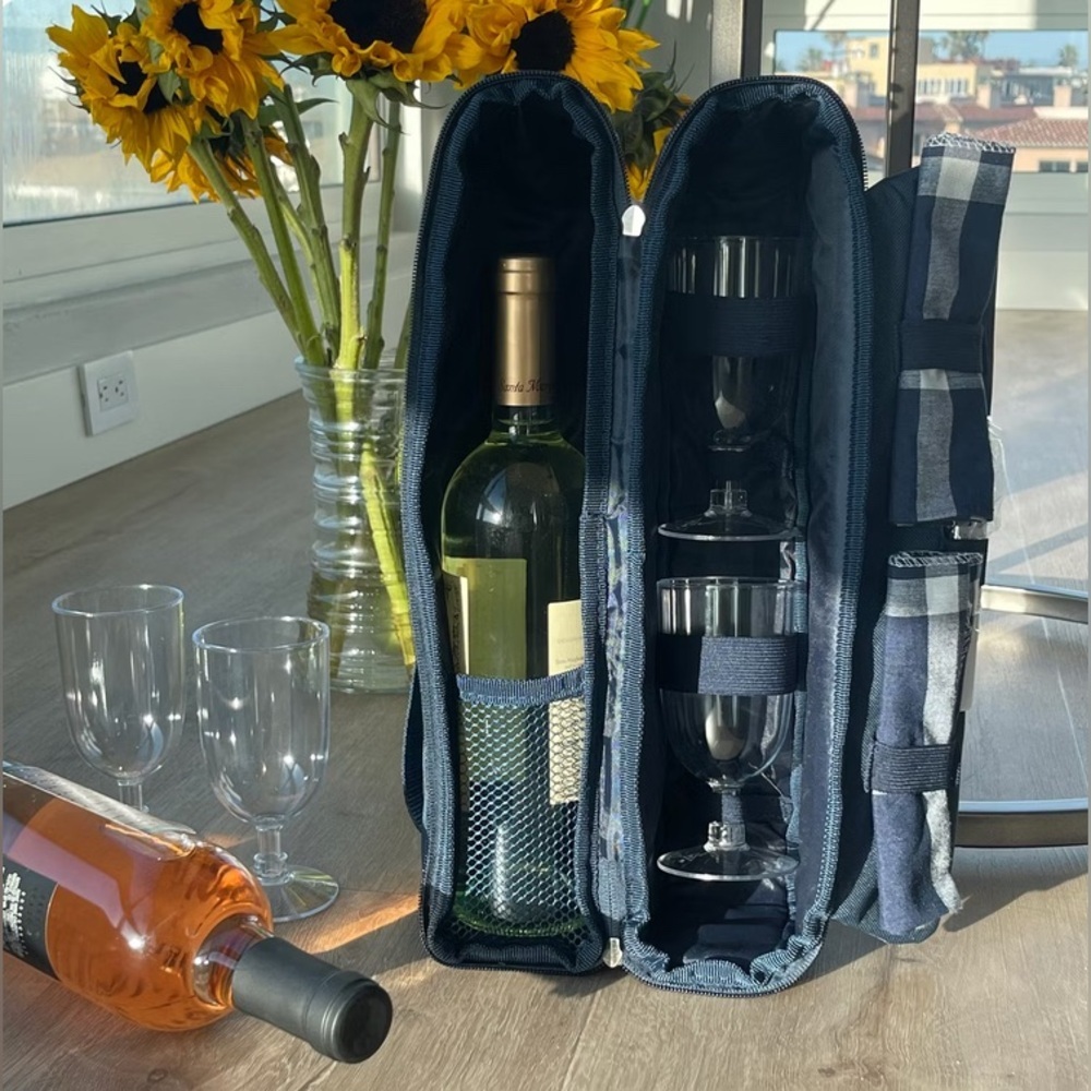 NWT LEXI HOME 7-PIECE BEVERAGE CARRIER TOTE BAG W/ACCESSORIES PLASTIC BEVERAGE